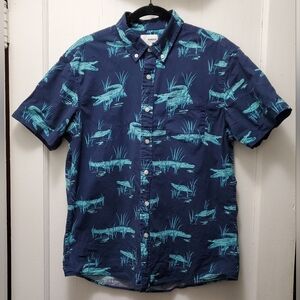 Sonoma Two-tone Blue Alligator/Crocodile Print Short Sleeve Button Up Shirt